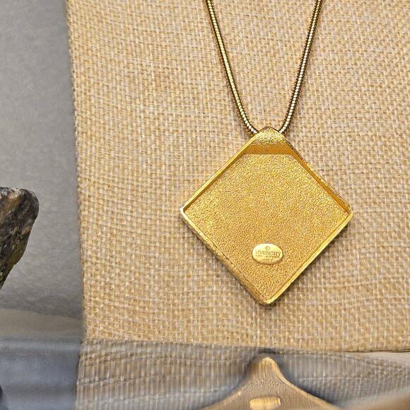 VINTAGE 1977 GIVENCHY PARIS ENAMELED RUNWAY NECKLACE - Picture 6 of 11